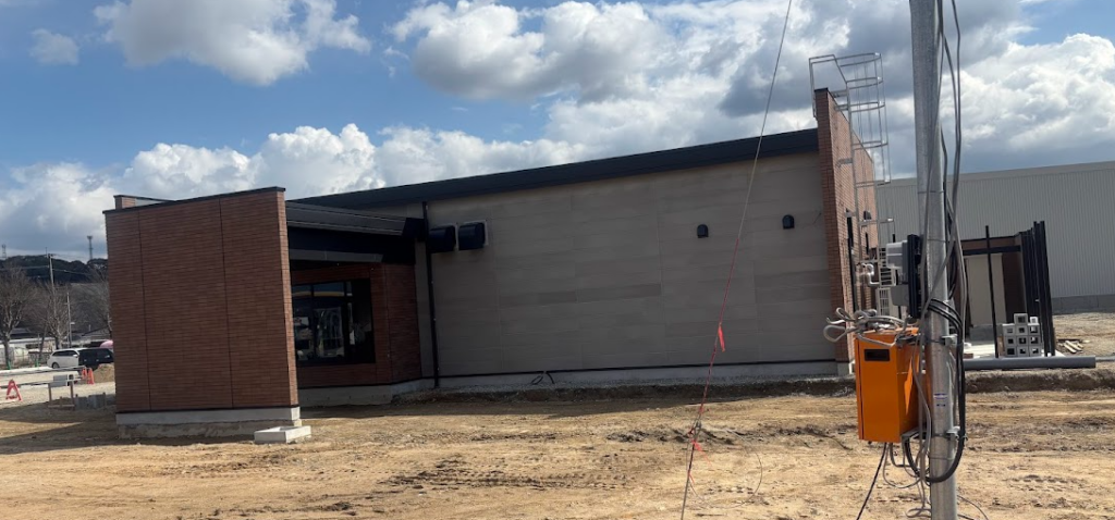 飯塚市　ロピア　スターバックス